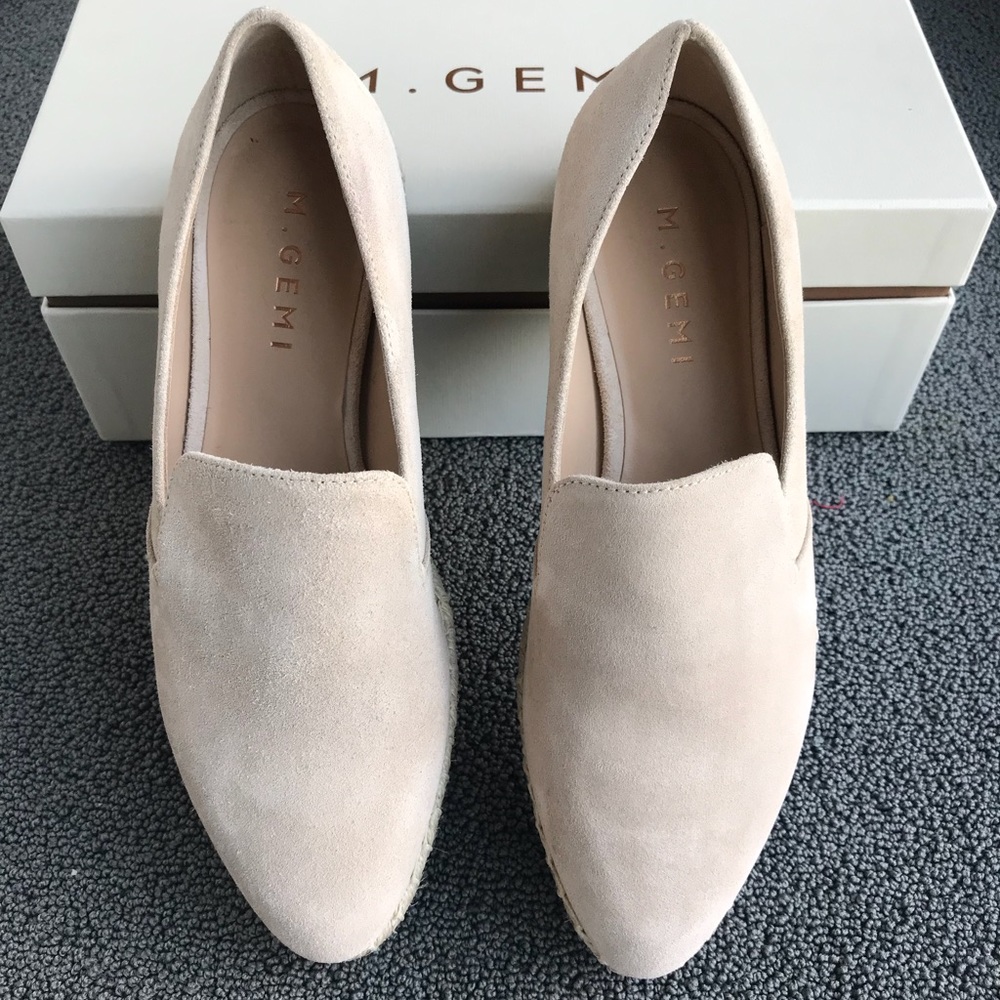 MGemi tan suede loafers